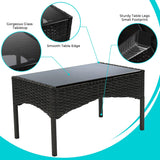 4ピースのウィッカー製屋外パティオ会話用座席セット、白いクッションとコーヒーテーブル付き